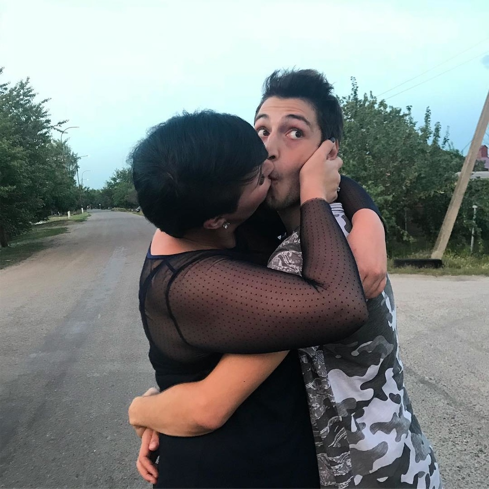 Супруги отмечают важную дату. 