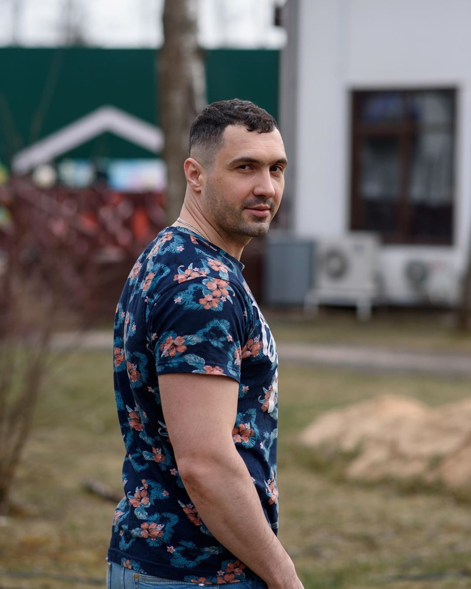 Денис надеется, что скоро встретит любовь своей жизни Фото: «Инстаграм»