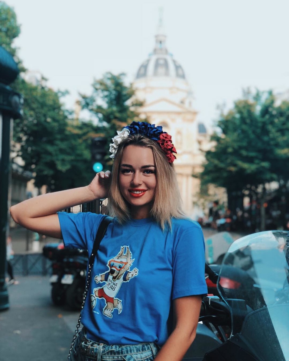Dom2Life.ru нашёл архивные фото девушки. 