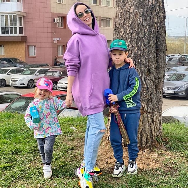 Жене не хватает тех денег, которые присылает Стёпа Фото: «Инстаграм»