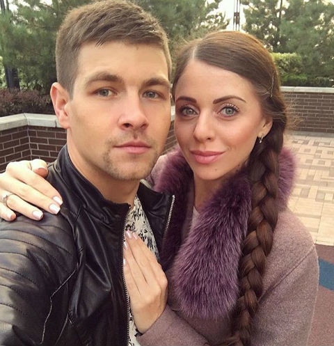 Dom2Life.ru предлагает взглянуть на лучшие снимки пары. 