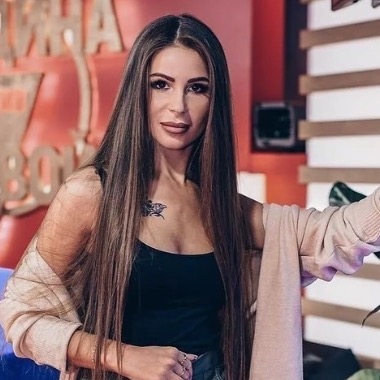 Настя Голд поделилась первыми эмоциями после пластики