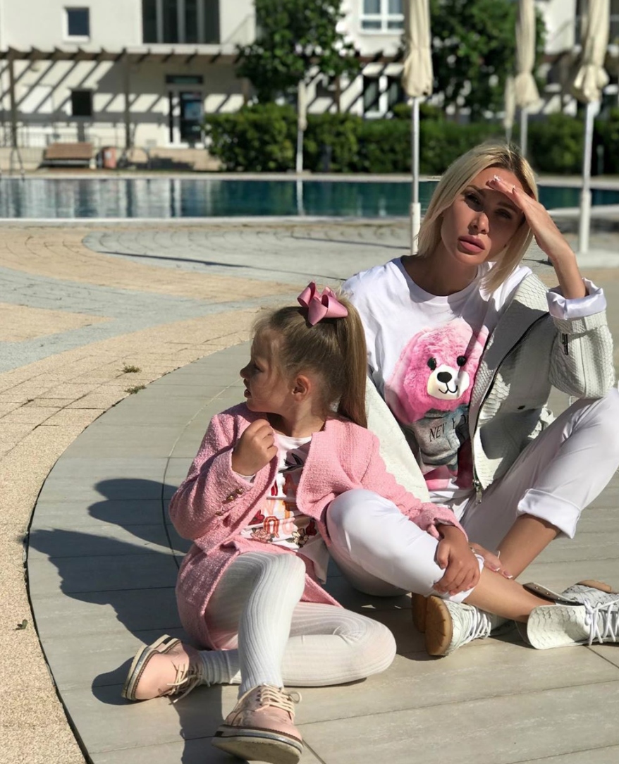 Элина Камирен намерена лишить Сашу Задойнова возможности видеть дочь Фото: «Инстаграм»